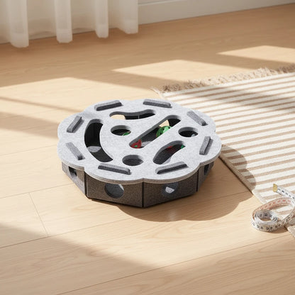 Cat hunting puzzle toy with ball